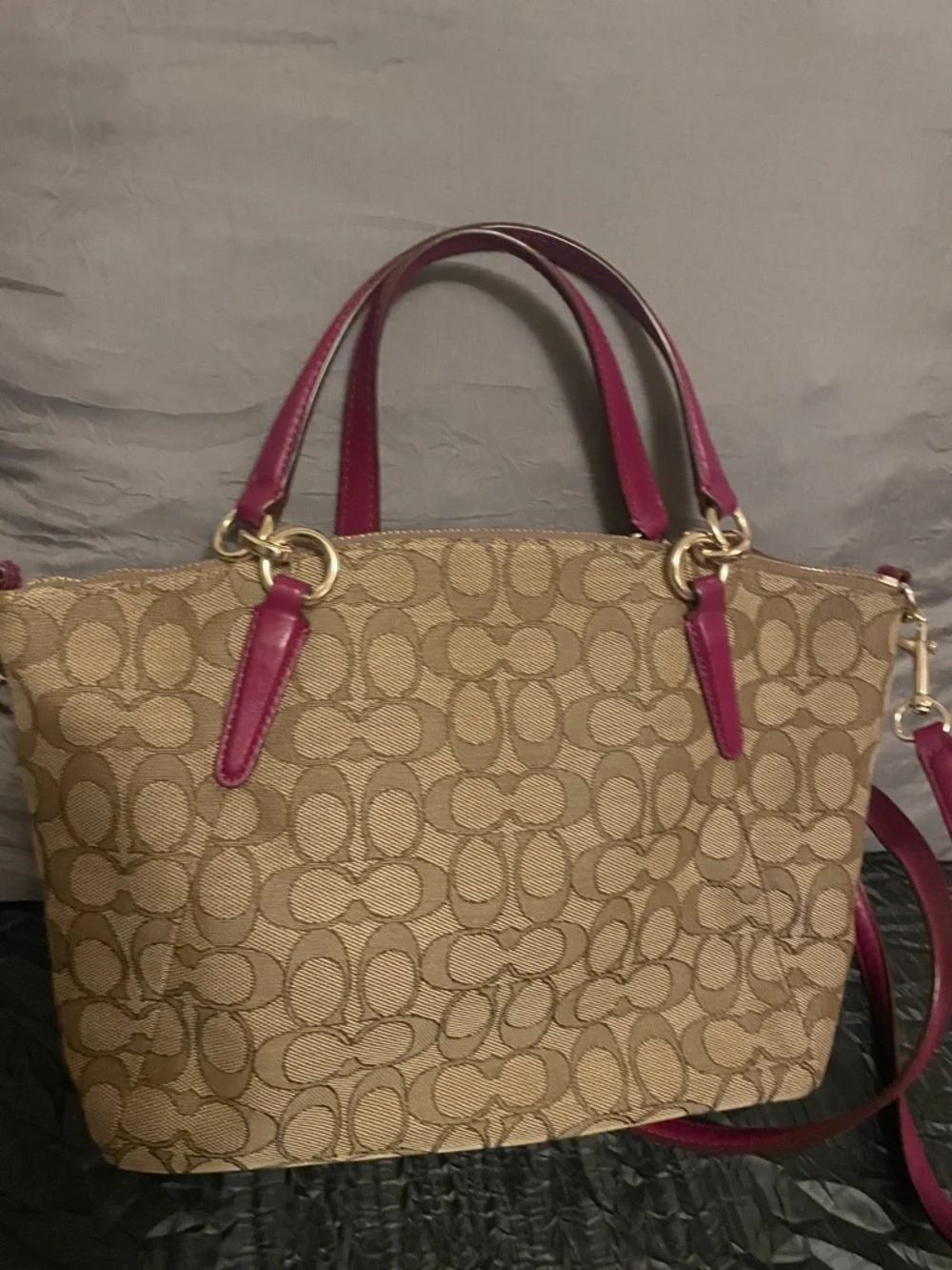 Coach Brown Signature Canvas Shoulder Bag with Raspberry Trim - Picture 7 of 17